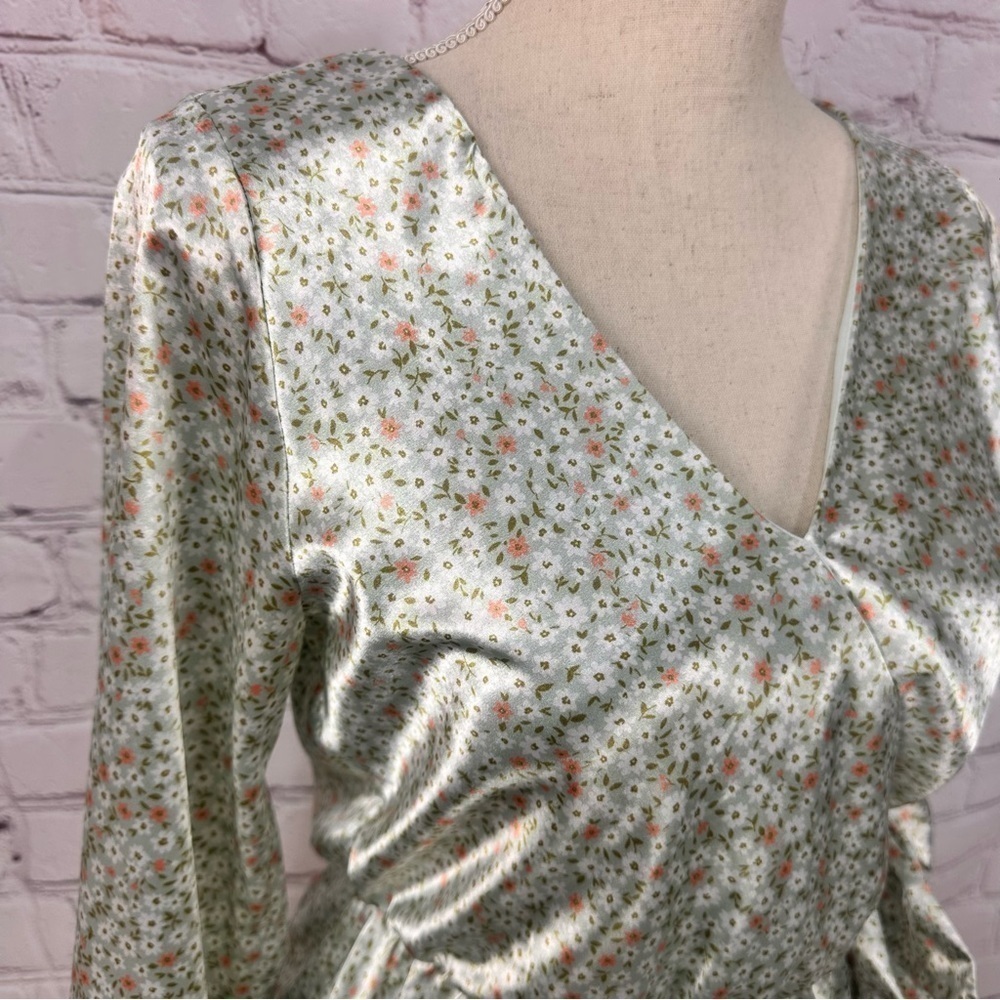 Altered state women’s Easter wedding baby shower dress mini silky floral spring - Picture 4 of 16